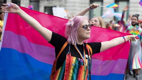 día internacional de la bisexualidad cómo surgió y por qué es importante el teclado