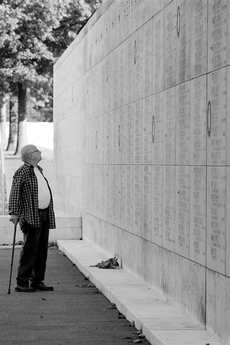 Free Photo Remembrance Day Old Man Grief Lonely Old Man Face