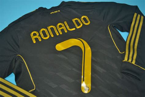 Shop sizes for adults and kids. Real Madrid 2011-12 Away Long-Sleeve Jersey Free Shipping