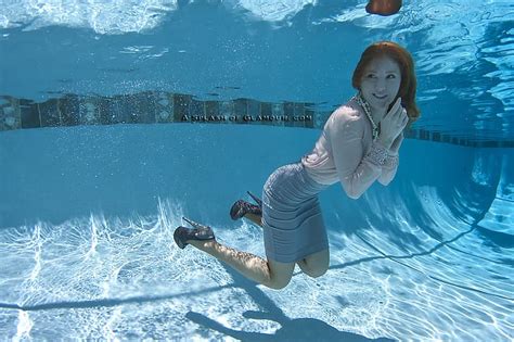 Hd Wallpaper Swimming Pool Underwater Redhead Floating Skirt High