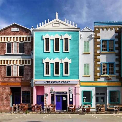 The town that was founded in 1887 lies within kinta valley which is an area that is rich with tin reserves. PHOTOS Perak Has A Pastel Street That Looks Just Like ...