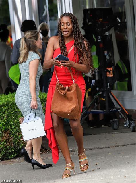Issa Rae Rocks Red Mini Dress And Waist Length Braids In La After