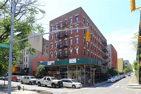 102 104 E 103rd St New York Ny 10029 Apartments In New York Ny