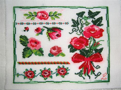 Cross Stitch Roses Sewing Projects