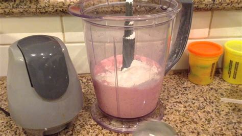 Milkshakes are a true american classic. How To Make A Strawberry Milkshake with only 3 ingredients ...