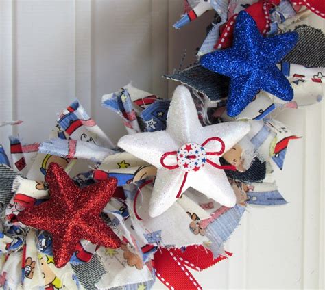 Do you cut fabric on bias for rag wreath? DIY Patriotic Rag Wreath