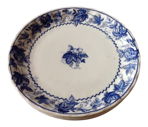 Blue And White Porcelain Dinner Plates Set Of 4 Chairish