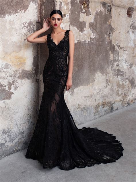 Wedding Dresses With Black Lace Of The Decade Learn More Here Greewedding3