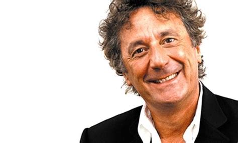 Il compleanno di uno degli artisti più amati di sempre che ha reso cool la sanremo, l'appello sul web: Al Festival del Mediterraneo arrivano Enzo Iacchetti e ...