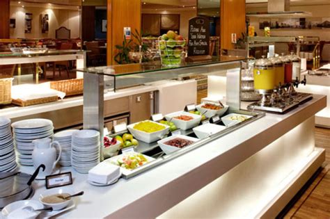 1998 enjoy excellent transport links close to london's key attractions at the holiday inn london kensington forum hotel. Holiday Inn Kensington - SLOAN! Magazine