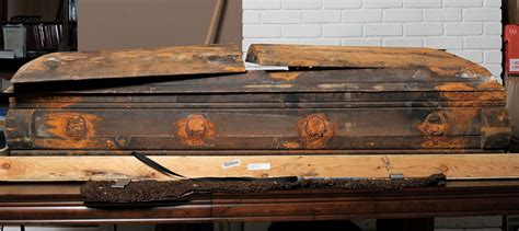 Jfk Killer Lee Harvey Oswalds Coffin Embroiled In Legal Battle