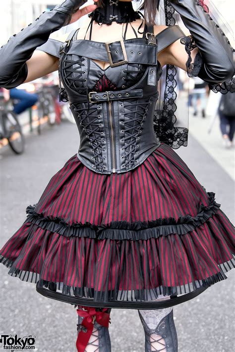 Whether your looking for goth style clothing, gothic art, or jewellery, you'll find plenty to shop from here at our marketplace. Harajuku Gothic Lolita in Na+H Corset, Harness, Ribbon ...
