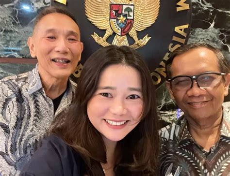Selamat Olivia Allan Istri Denny Sumargo Resmi Jadi Komisaris Pt Cmnp