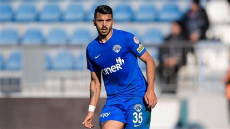 Aytaç kara is 28 years old (23/03/1993) and he is 188cm tall. Aytac Kara - Oyuncu profili 20/21 | Transfermarkt