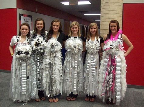 Only In Texas Literally This Is Just A Texan Thing Homecoming Mums