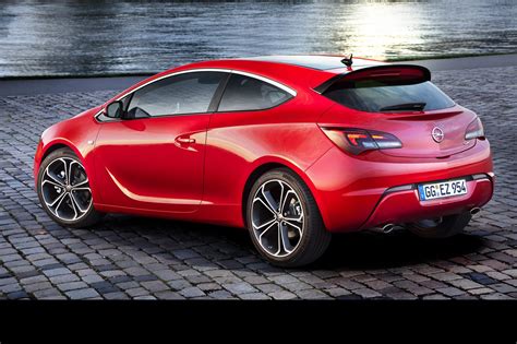 2013 Opel Astra Fiyatları özellikleri Resimleri Binbir çeşit Otomobil