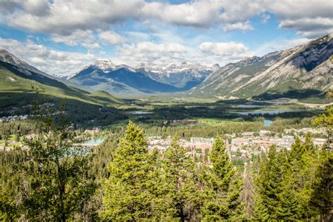 Tunnel Mountain Hike In Banff National Park Travel Banff Canada