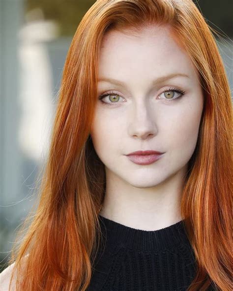 Photo B Red Hair Woman Red Hair Green Eyes Red Haired Beauty