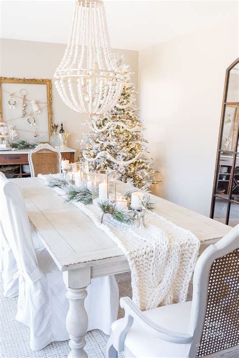 Winter White Christmas Dining Room Christmas Dining Table Dining