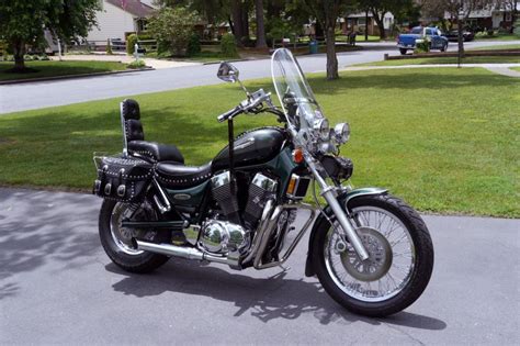 According to suzuki, the big intruder pumps out a whopping 88.2. Buy 2000 Suzuki Intruder 1400 Cruiser on 2040-motos