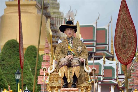 La Extravagante Vida Del Semidiós Rama X El Rey De Tailandia Que Tiene En Su Mano El Indulto De