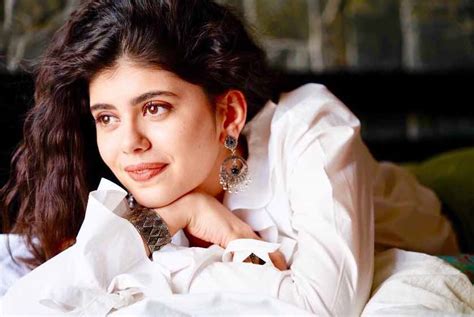 17 Unknown Facts About Sanjana Sanghi Dil Bechara Actress