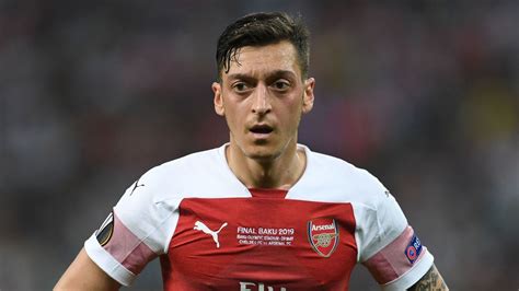 what mesut ozil turned down to stay at arsenal