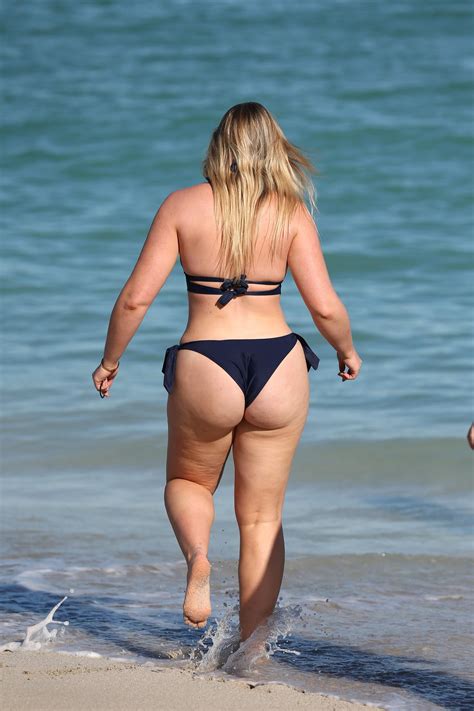 Iskra Lawrence Iskra Lawrence Bikini Butts Iskra Lawrence Bikini