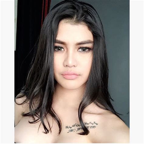 Inilah Artis Indonesia Terseksi Di Instagram Fokus Ya