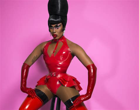 Shea Couleé Chicago Shows on Do312