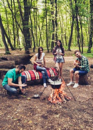 Apr 25, 2013 · having a pretend fake campfire is a must if you do a camping theme in your dramatic play center. How to Start a Campfire: 6 Easy Ways to Build the Perfect ...