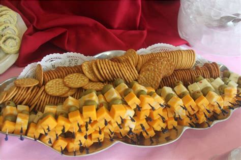 You can customize them to fit almost any palate by swapping out the seasonings, vegetables, cheeses and meats. Wedding Finger Food Ideas : Reception Wedding Food Ideas ...