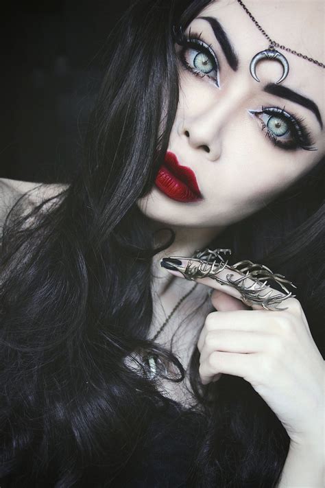 witchy makeup for halloween with images gothic makeup witch makeup halloween make