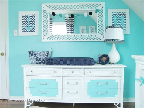 Jika diaplikasikan pada kamar tidur, bisa membuatnya tampak mewah! Berkreasi Padu Padan Desain Warna Tosca dalam Ruangan ...