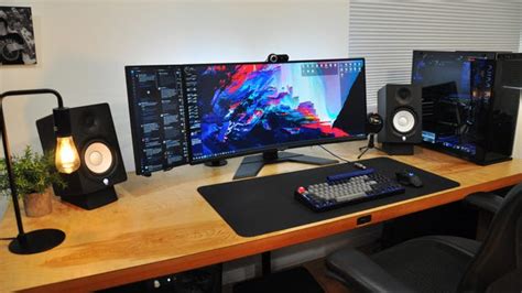 How I Combined An Ultrawide And Portable Monitor For A Kickass Dual