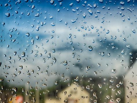 Raindrops On Glass Drops On The Outside A Bit Of Condense Flickr