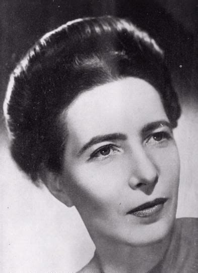 Docugénero Un Día Como Hoy Nacía Simone De Beauvoir