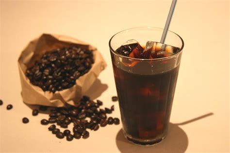 Cerita kedai kopi 'o' ais. Cerita Kedai Kopi 'O' Ais...: Aku "kopi O ais ...