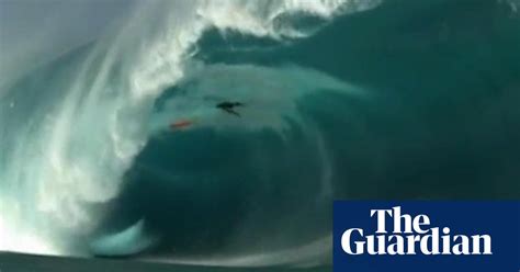 Surfer Niccolo Porcella Survives Huge Wave In Tahiti Video Sport