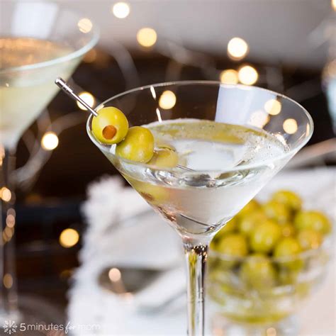 How To Make A Martini With Olives 2023
