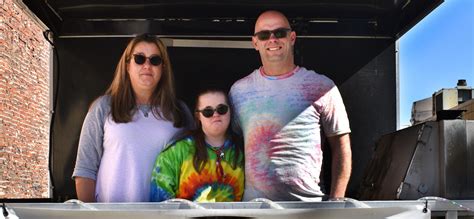 Family-run food truck serves hot lunches in McKeesport - Mon Valley
