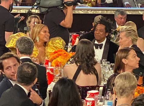 Beyoncés 2020 Golden Globes Entrance Is Pure Gold E News