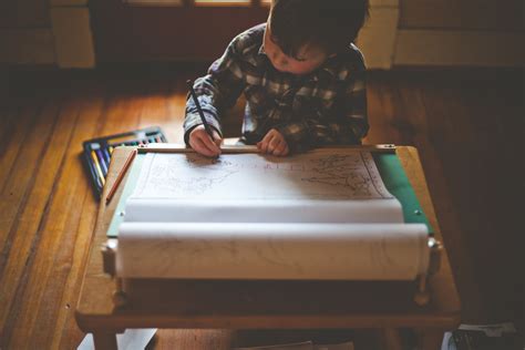 It lacks the express keys like the other tablets. Drawing Desk (Table-top Easel) - Beka