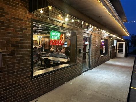 Veneto Wood Fired Pizza And Pasta 176 Photos And 184 Reviews 318 East