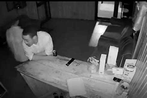 CCTV Footages Captures Man Stealing Over GHS5k From Hotel In T Adi
