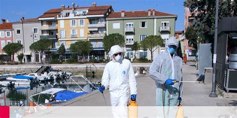 Es grenzt im norden an serbien, im osten an bulgarien, im süden an griechenland und im westen an albanien. Meldung | Reporter ohne Grenzen für Informationsfreiheit