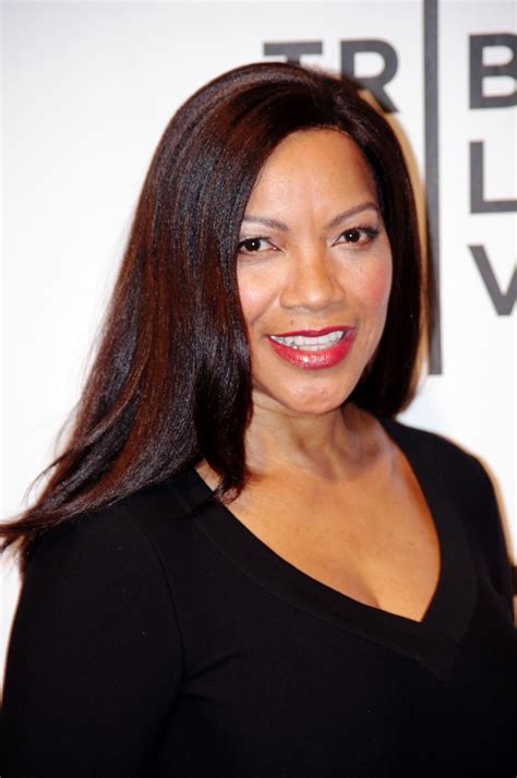 Grace Hightower - (age 58) is Robert De Niro's wife. Married for 18 yrs