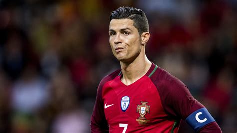 Das passiert wenn cristiano ronaldo eine frau verführt! Brachte Cristiano Ronaldo ein Vergewaltigungsopfer mit 375 ...