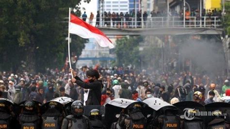 Demo Besar Besaran Di Jakarta