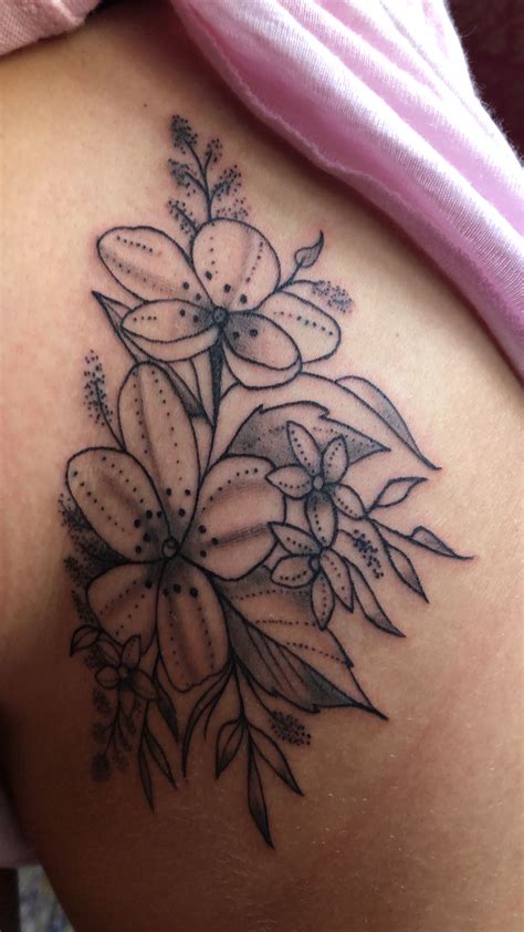 Tribler Rib Tattoos With Flowers For Girl Ladegnatural